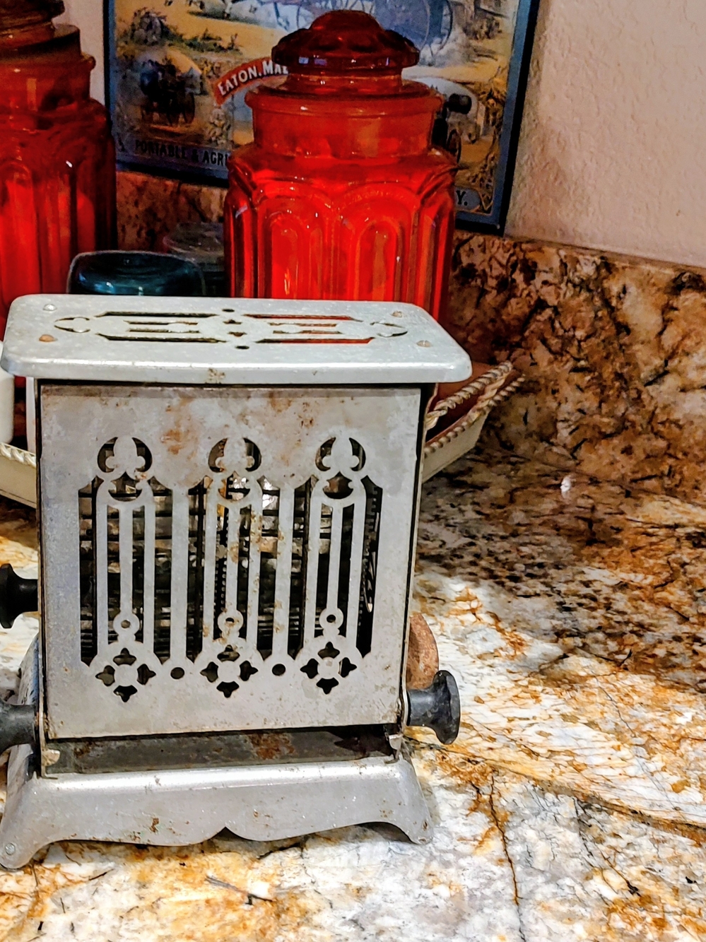 Vintage Silver Hotpoint Edison Metal Toast Rack / Small Kitchen Appliance